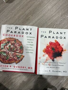 The Plant Paradox Cookbook & The Plant Paradox - Red & White Hardcover Set